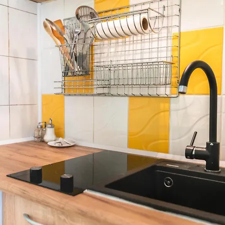 Po Kastonu & Паланга