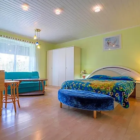 Po Kastonu & Aparthotel 3*
