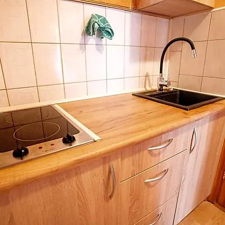 Aparthotel Po Kastonu &