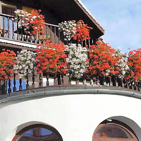 Aparthotel Po Kastonu &