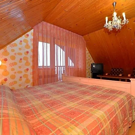 Po Kastonu & Aparthotel Palanga