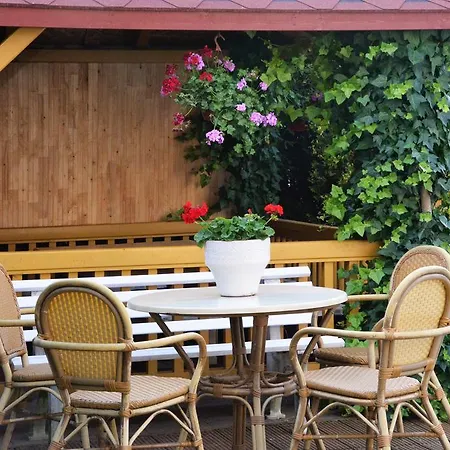 Po Kastonu & Апарт-отель