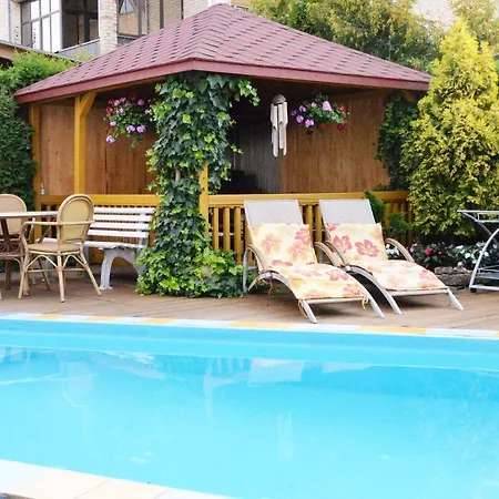 Апарт-отель Po Kastonu & 3*