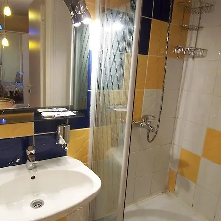 Po Kastonu & Aparthotel Palanga