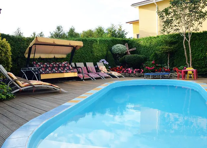 Aparthotel Po Kastonu & 3*