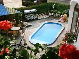 Aparthotel Po Kastonu & 3*