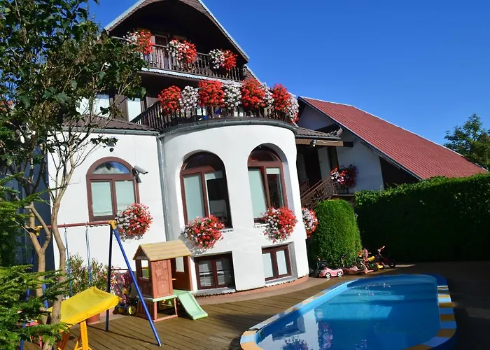 Aparthotel Po Kastonu &